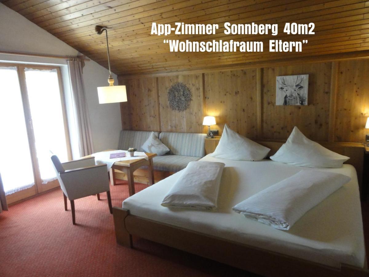 Hotel Willms Am Gaisberg Kirchberg en Tyrol Chambre photo