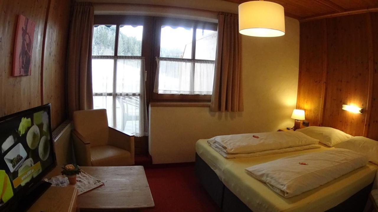 Hotel Willms Am Gaisberg Kirchberg en Tyrol Chambre photo